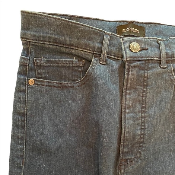 Express NWOT Super High Rise Denim Perfect Ankle Length Jeans - Picture 2 of 5